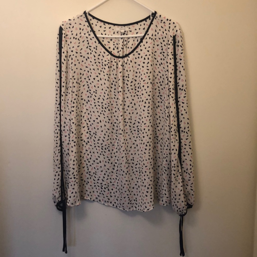 Maurices top